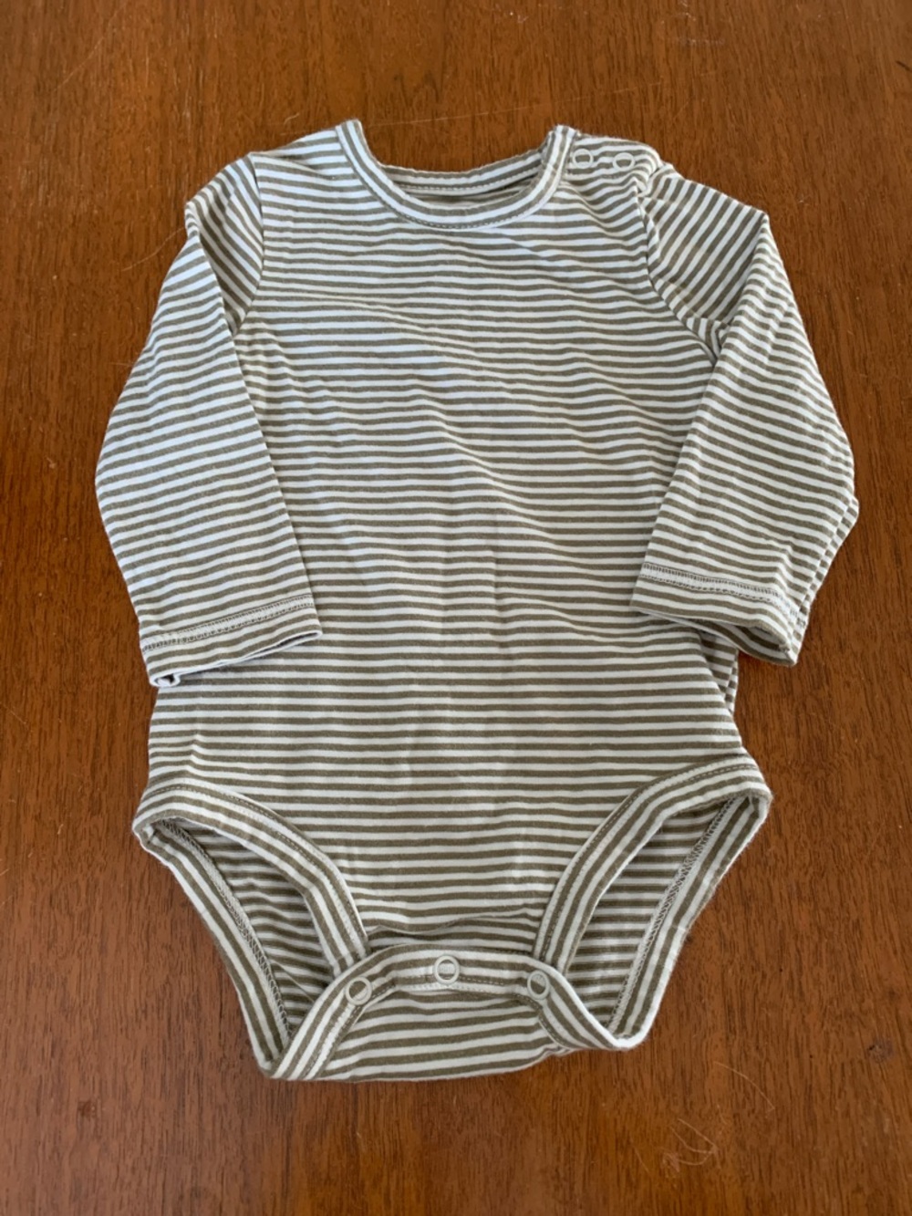 🍓3/$10 Little Planet Organic Striped Baby Bodysuit in Taupe and White